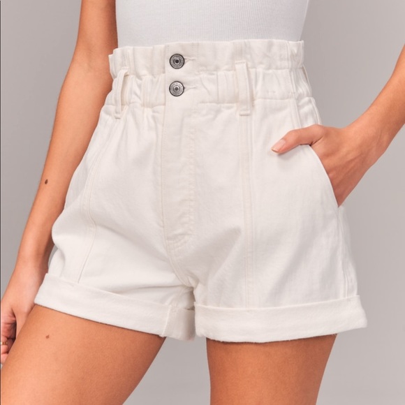 BNWT Abercrombie denim paper bag shorts - Picture 2 of 13
